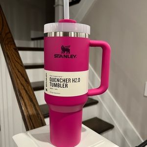 Stanley Fuchsia 40oz BRAND NEW WITH TAGS!